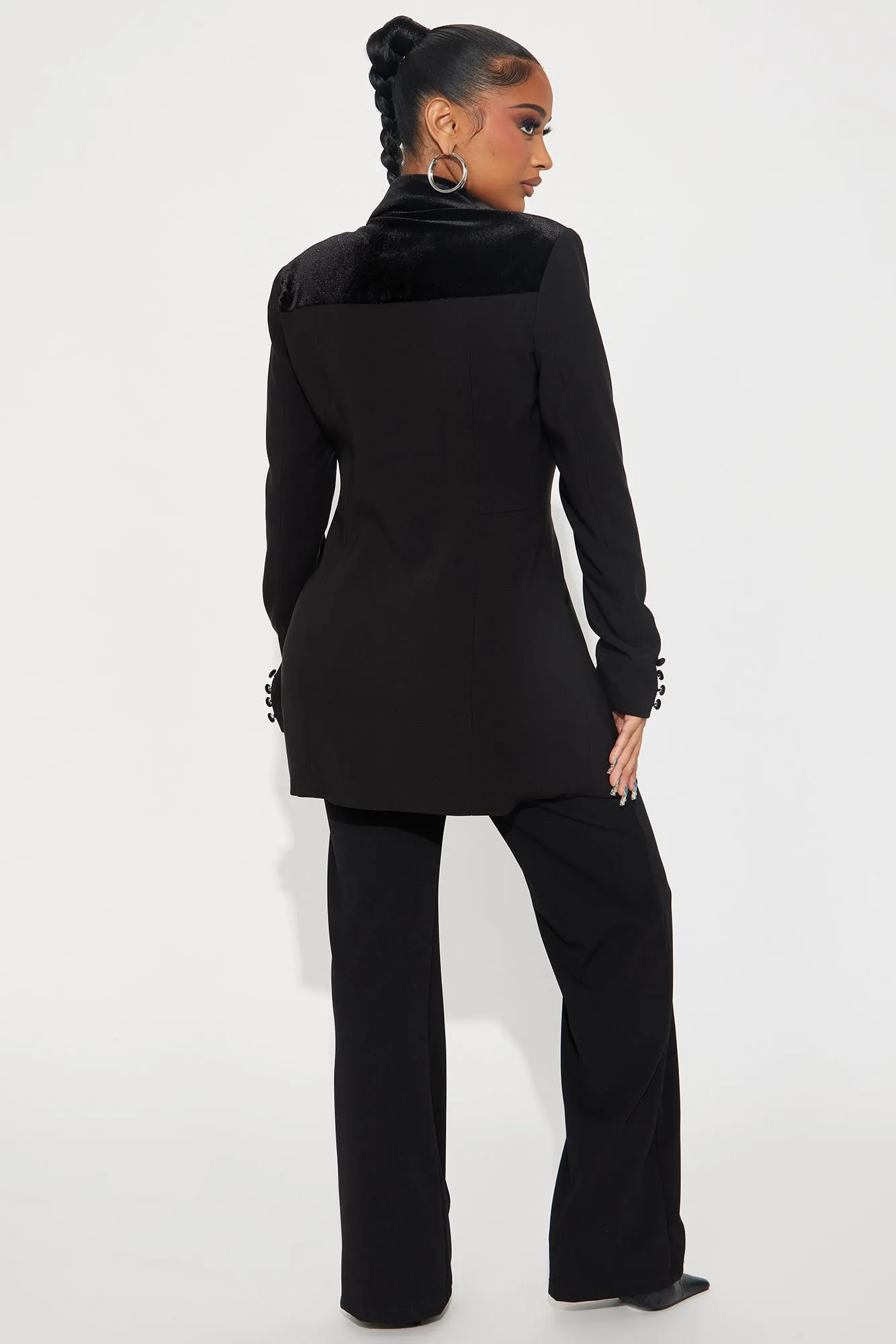A Different Touch Velvet Blazer - Black