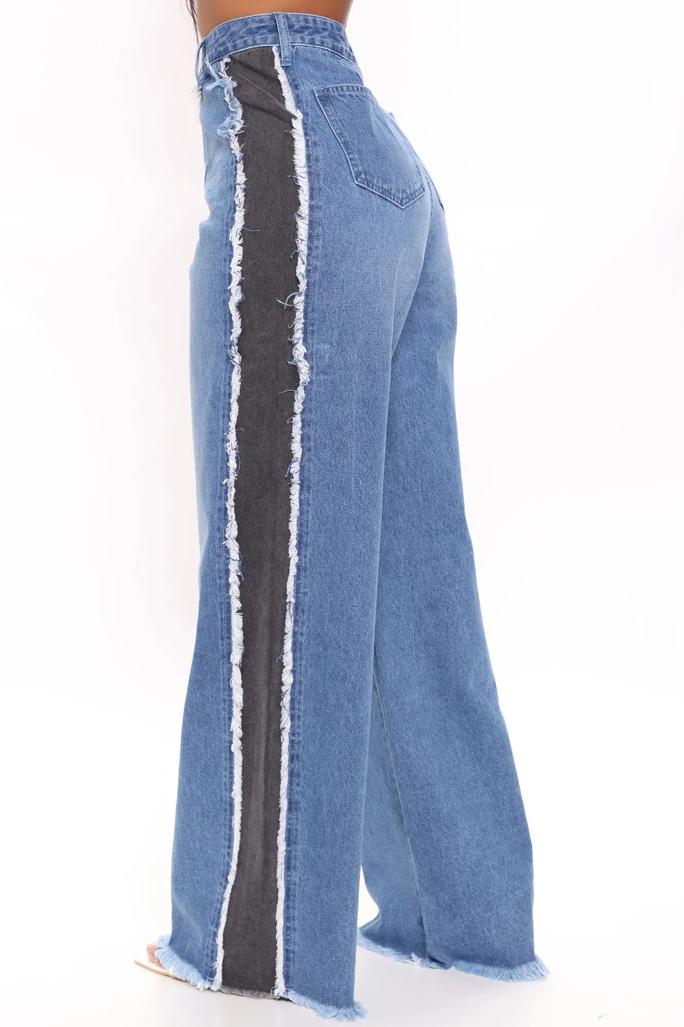 Back On Top Contrast Wide Leg Jeans - Medium Blue Wash