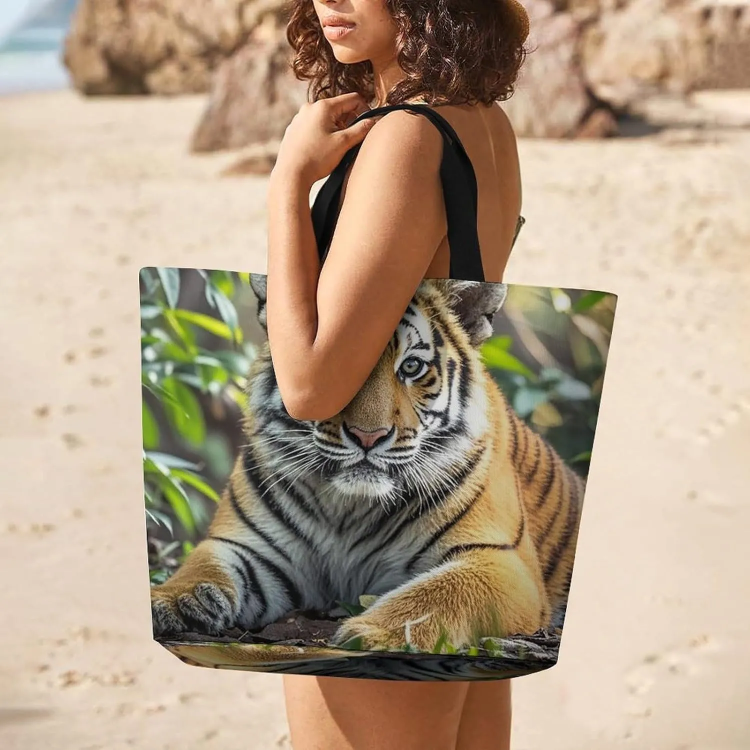 Lion Sticks Out Tongue Beach Bag Reusable Tote Bag Foldable Grocery Bags Women Shopping Bags for Daily Essentials
