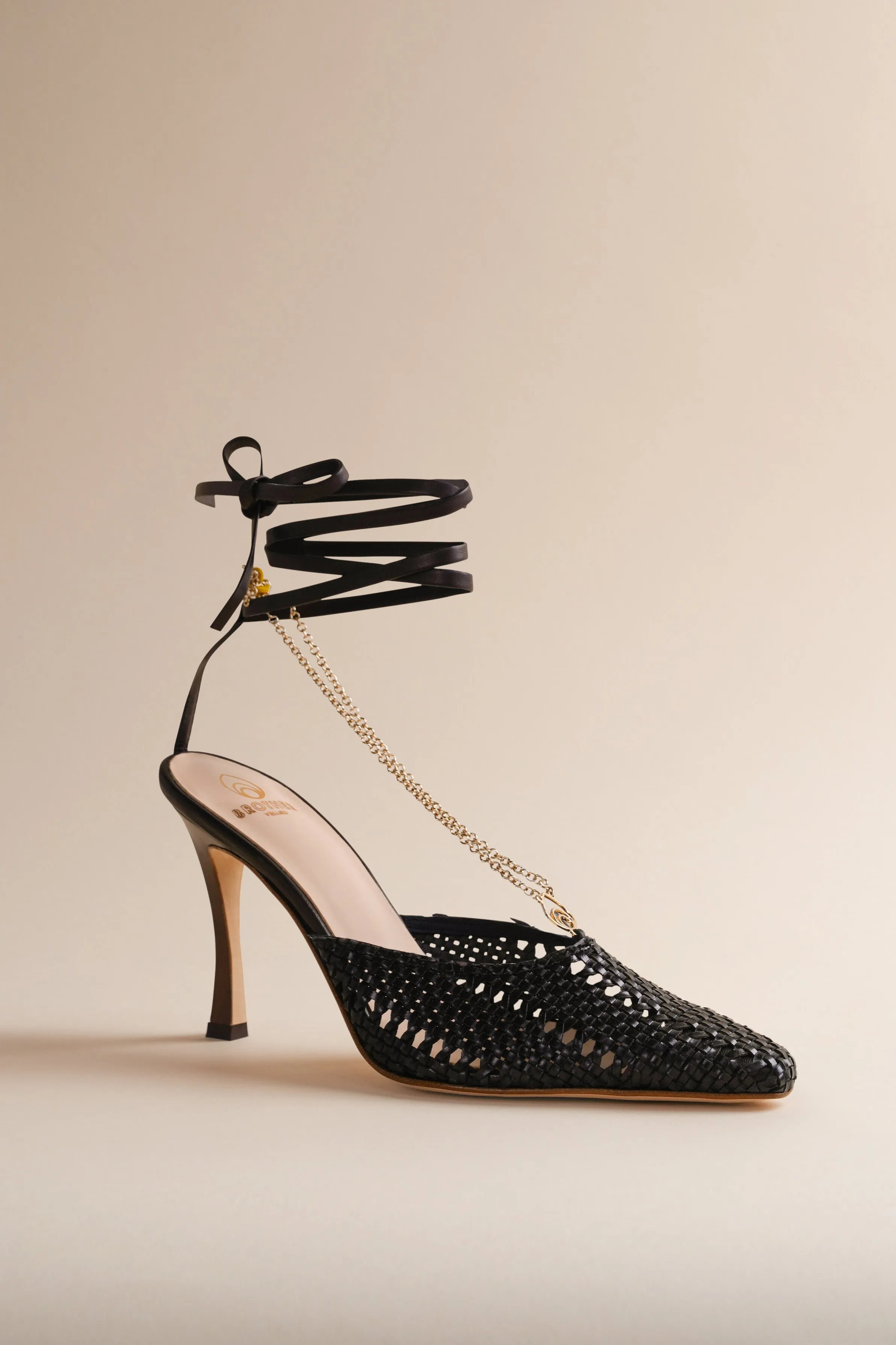 Olivia Pump in Midnight