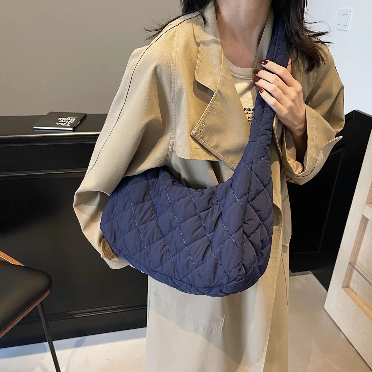 Quilted Nylon Shoulder Crossbody Bag Women Puffy Hobos Handbags Padded Carryall Purse Lightweight
