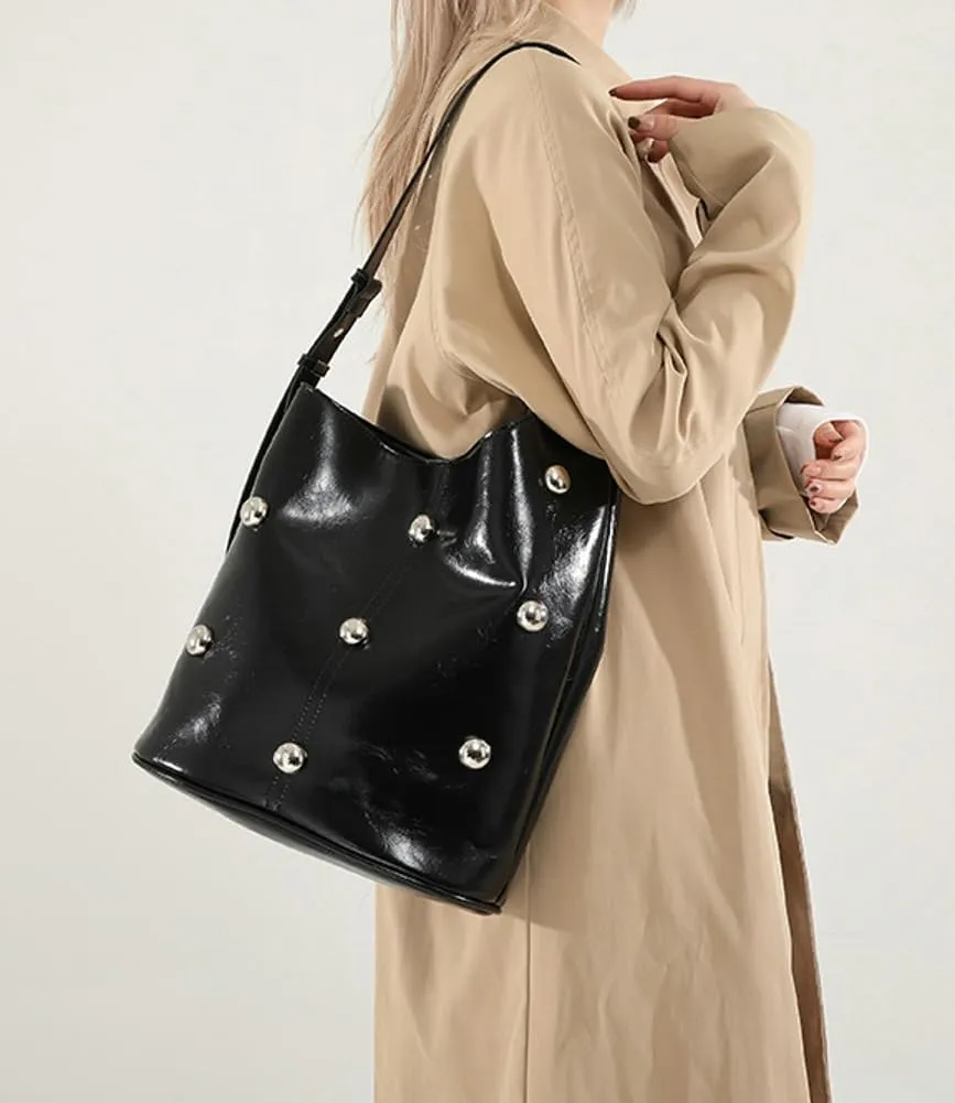 Retro Bucket Bags for Women Trendy Shoulder Handbag Ladies Designer Purses for Commuting Large-Capacity Satchels