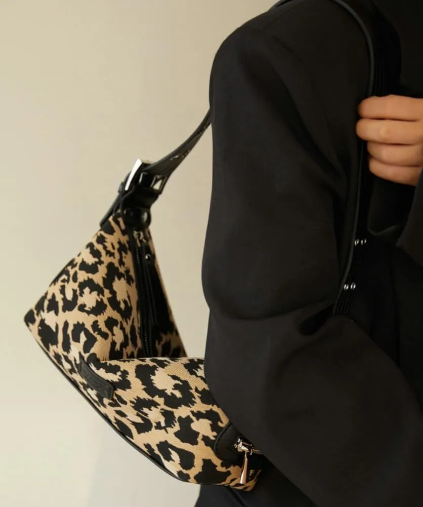 Soft Vegan Leather Shoulder Crossbody Bag for Women Small Trendy Handbags Y2k Dumpling Tote Purse Satchels