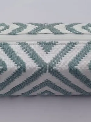 Taat Hand Embroidery Pouch