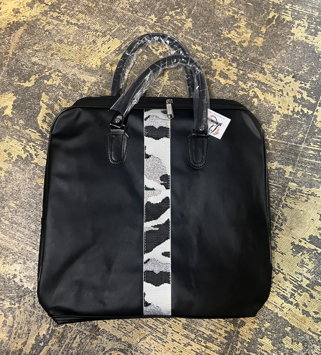 Weekender Totes & Bags Nima