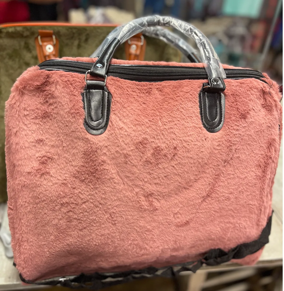 Weekender Totes & Bags Nima