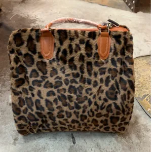 Weekender Totes & Bags Nima